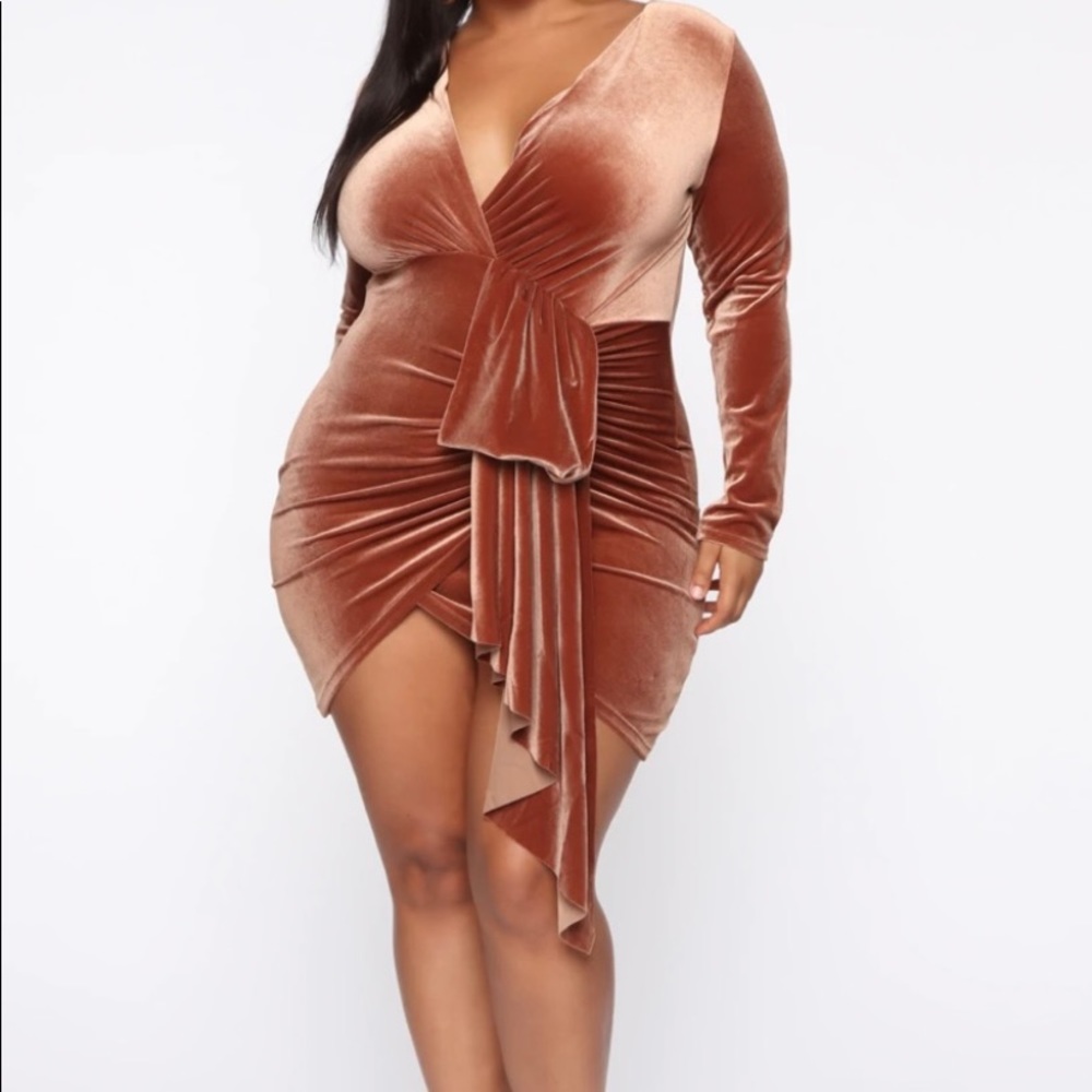 Fashion Nova Photoelectric Velvet Mini dress Rust Size 1X